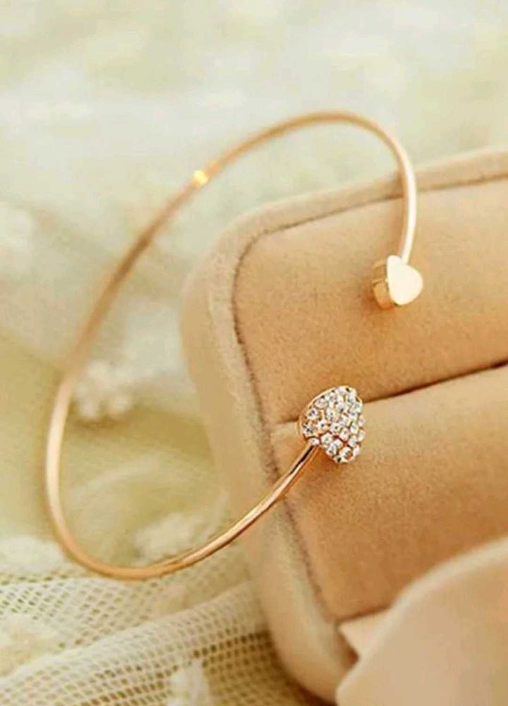 Golden Heart Rhinestone Bracelet