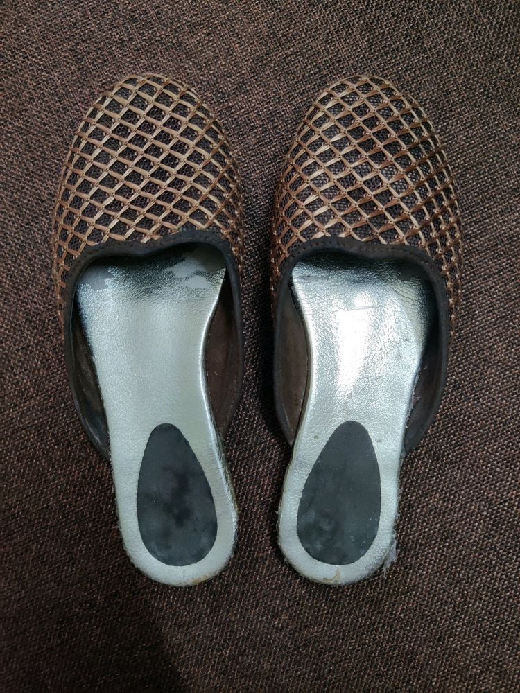 Ethnic Half Mojris