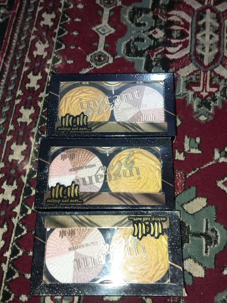 M&amp;M Instant Glow Highlighter