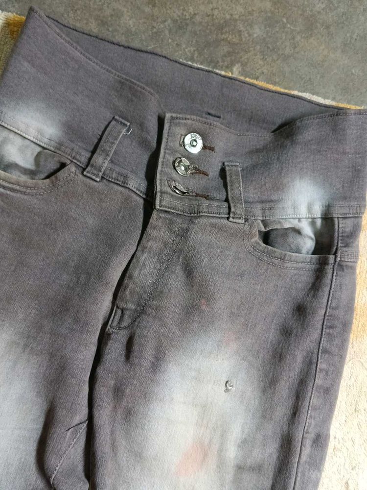 Size 28