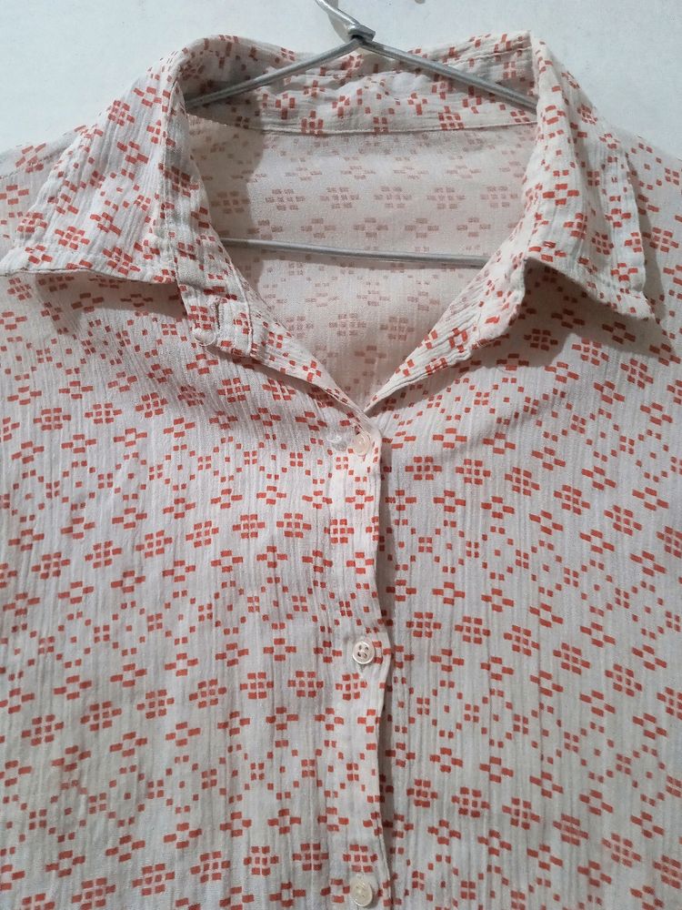 White Shirt With Orange Prints