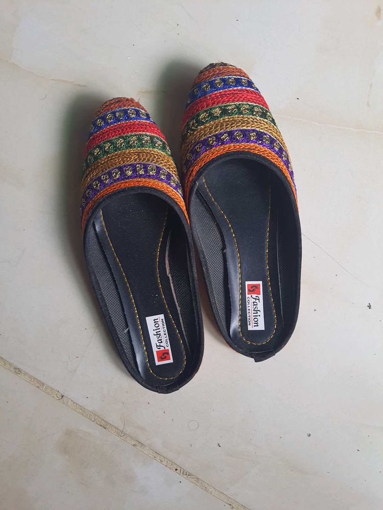 multicolour back open bellies size 6