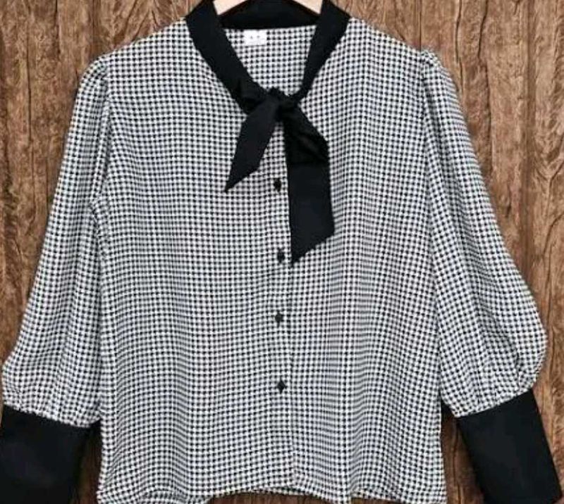 Women Regular Fit Printed Button Down Collar Shirt