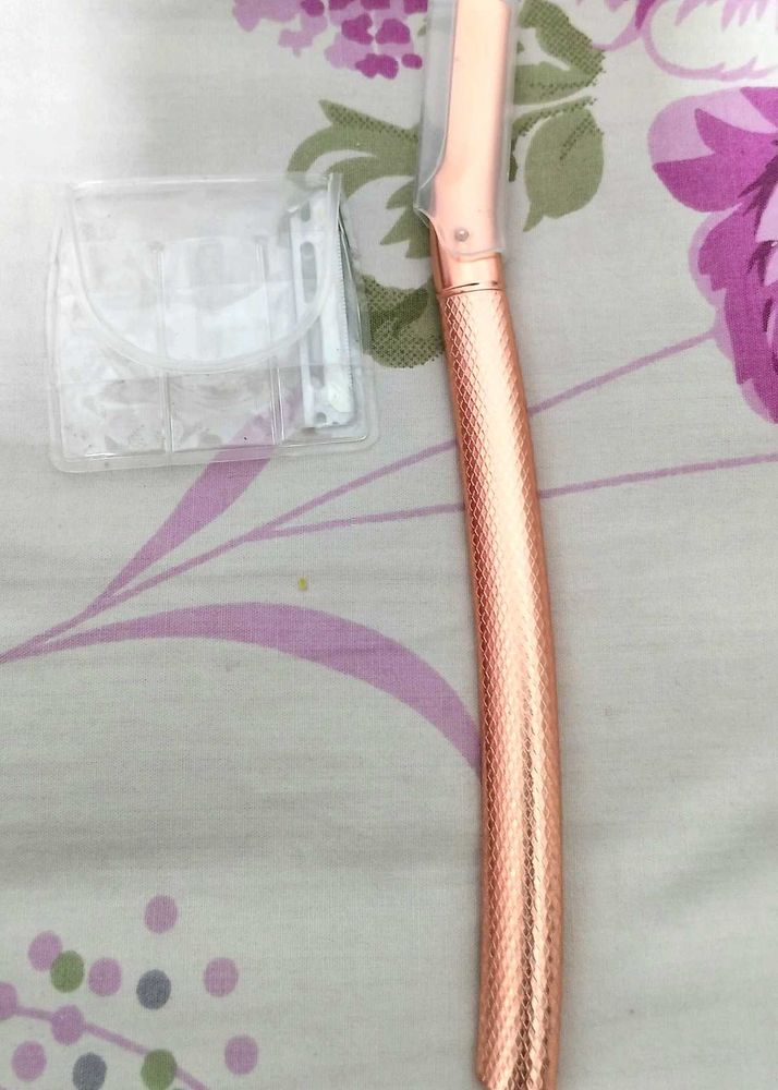 Reusable Metal Face &amp; Eyebrow Razor For Women