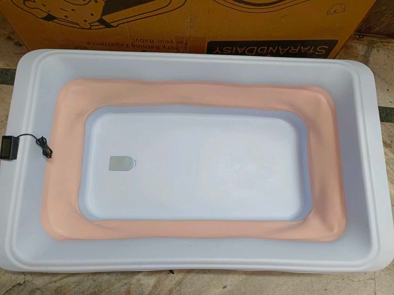 StarAndDaisy Baby Bathtub