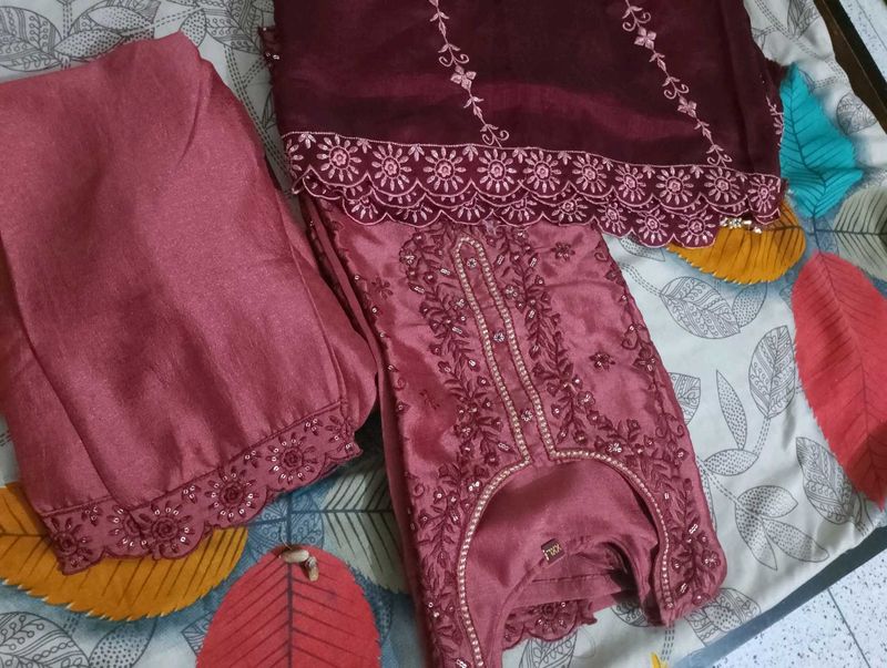 Elegant Embroidered Kurta Set