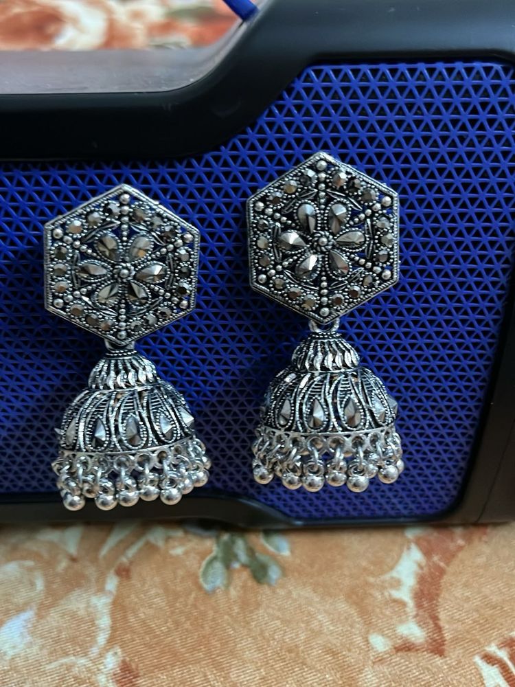 Silver Jhumka Earrings