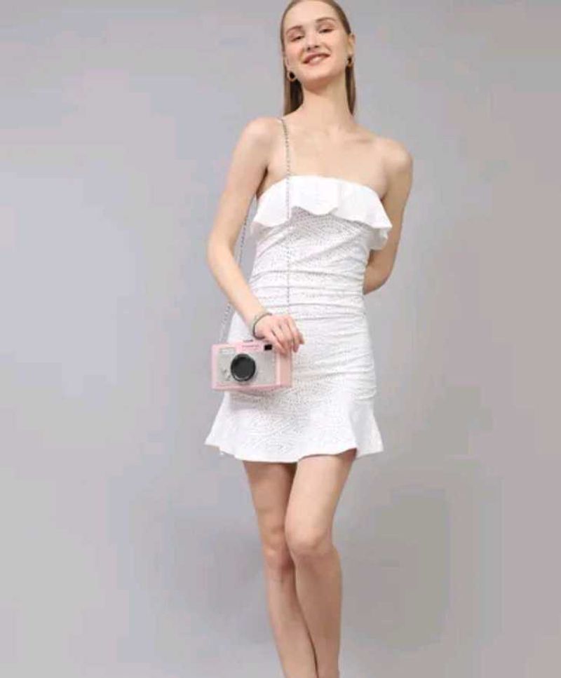 Chic White Bodycon Mini Dress🤍