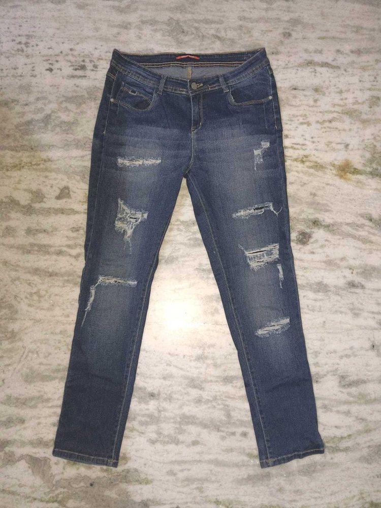 Ripped Dark Denim Jeans, Aesthetic And Trendy!
