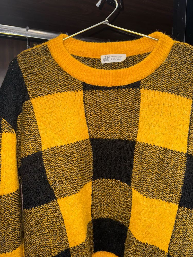 H&amp;m Cropped Baggy Sweater For Women.