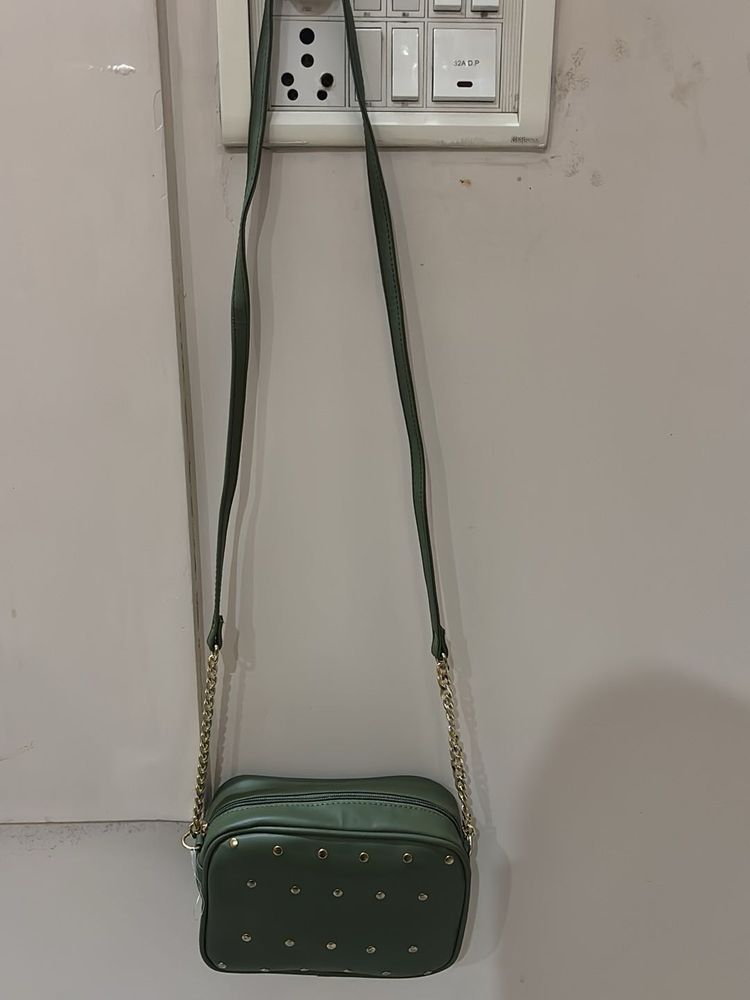Chic Green Crossbody Bag