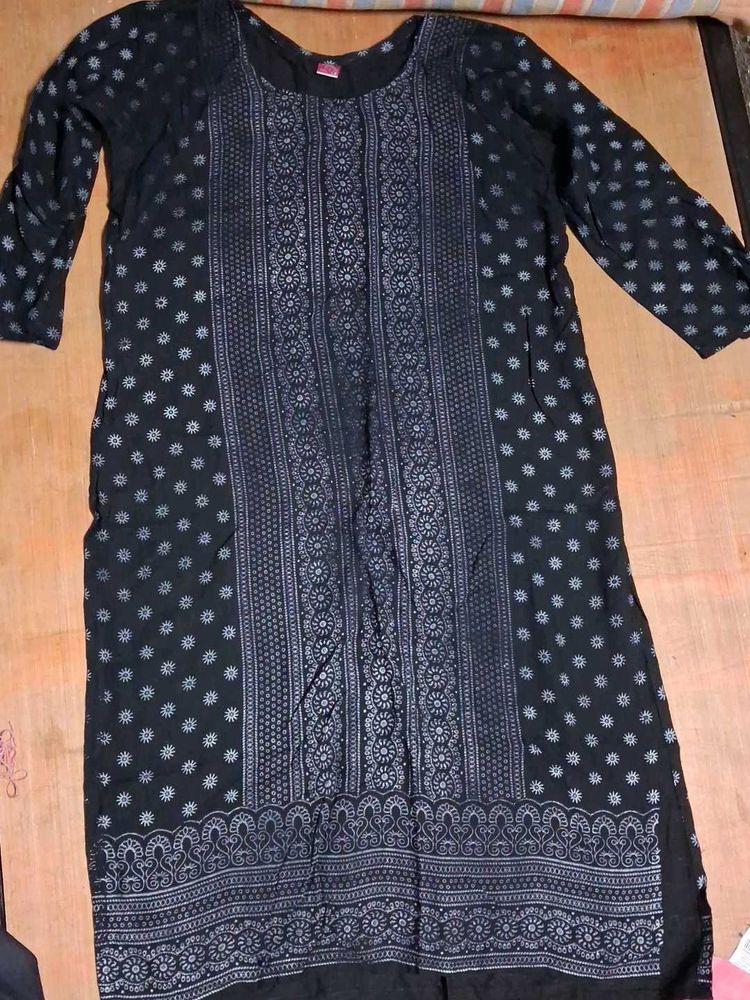 Elegant Black Printed Kurti