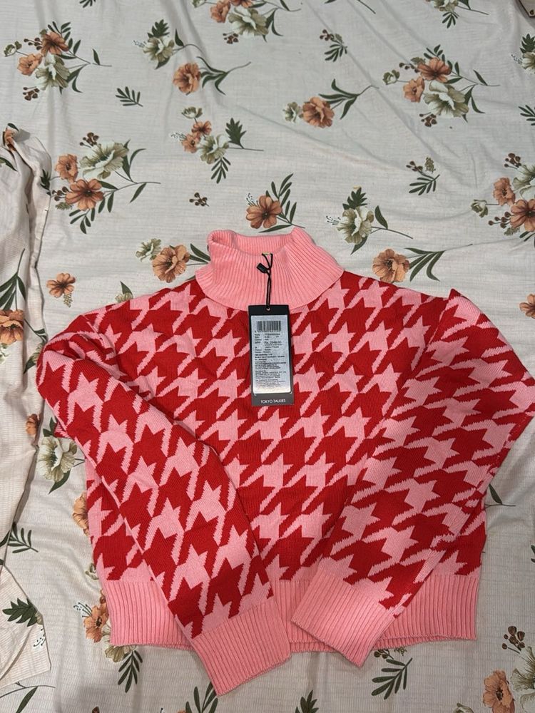 Houndstooth Turtleneck Sweater