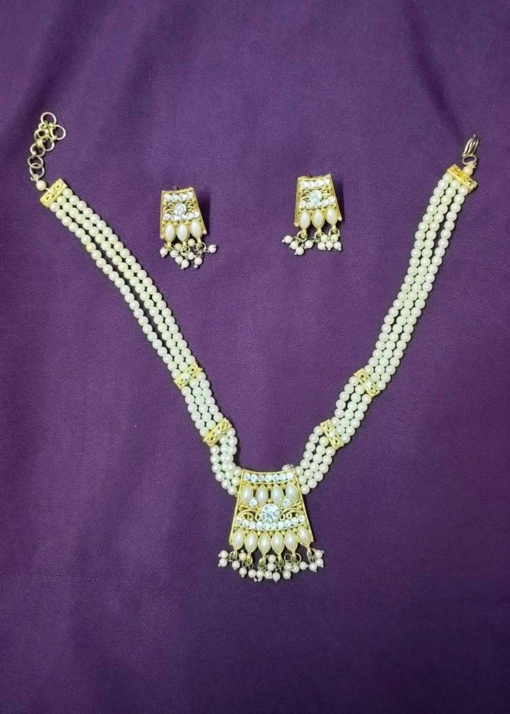 Pearl Necklace Set