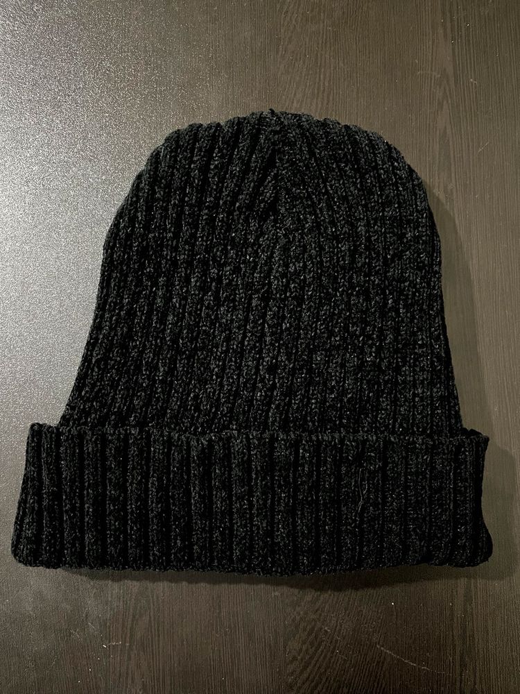 Crochet Beanie! Fur Insides.