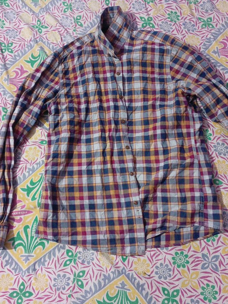 Men's Plaid Button-Down Shirt