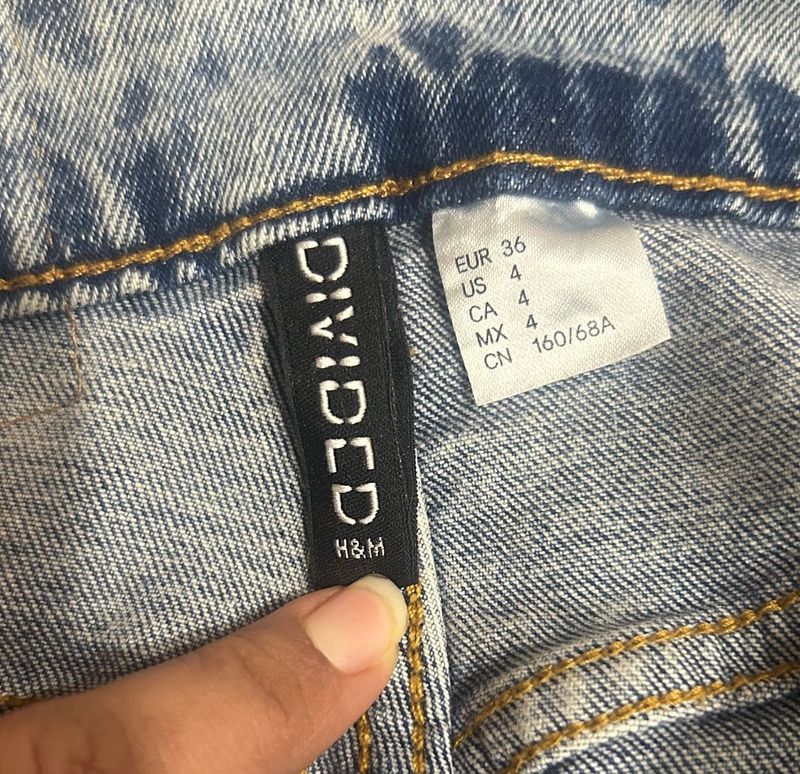 H&amp;M Divided Mom fit Denim Jeans