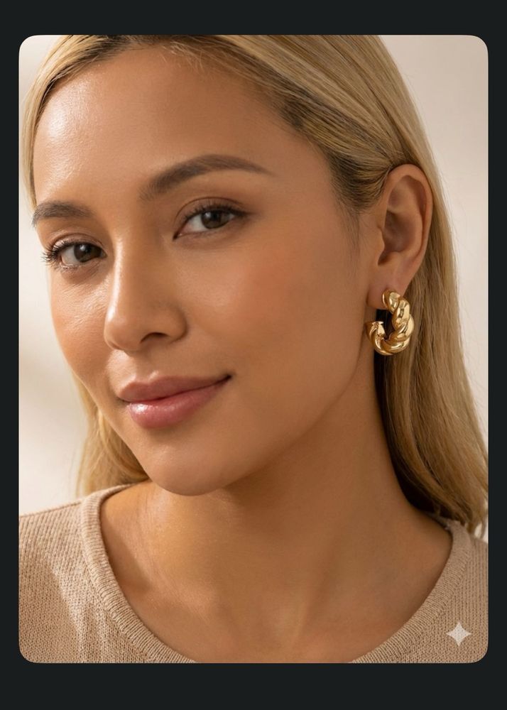 Beautiful Gold  Earrings