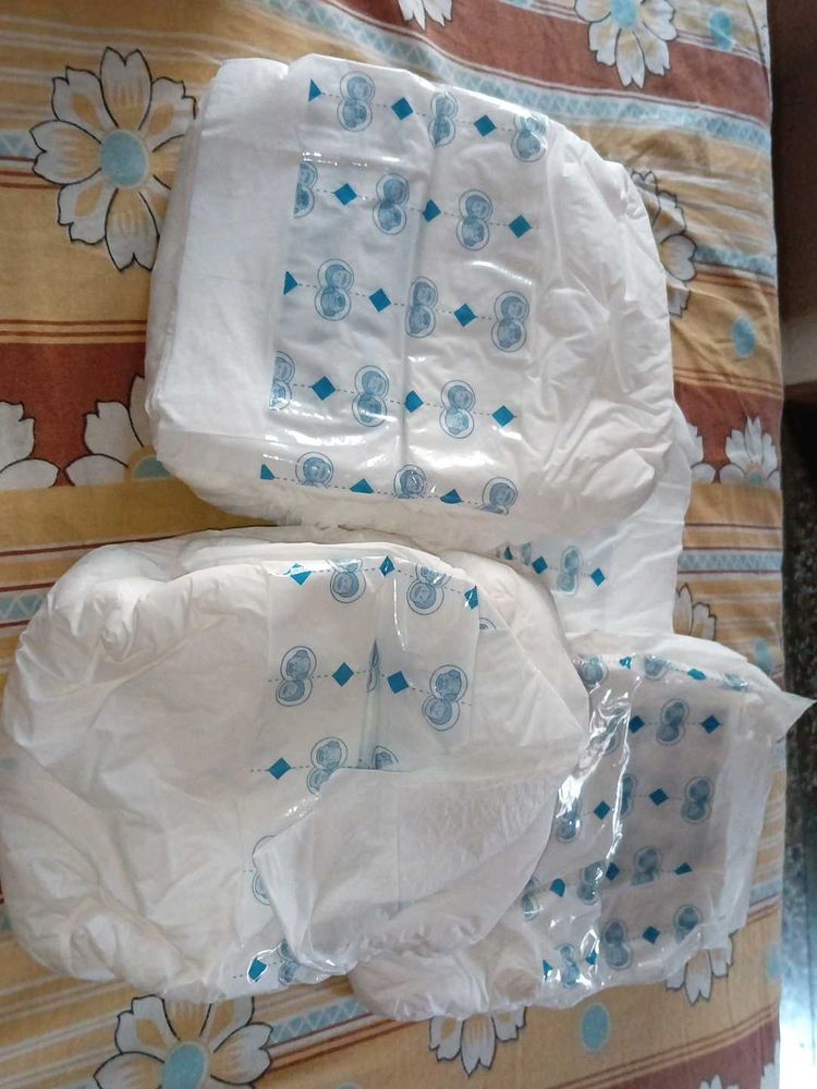 adults diaper set 4