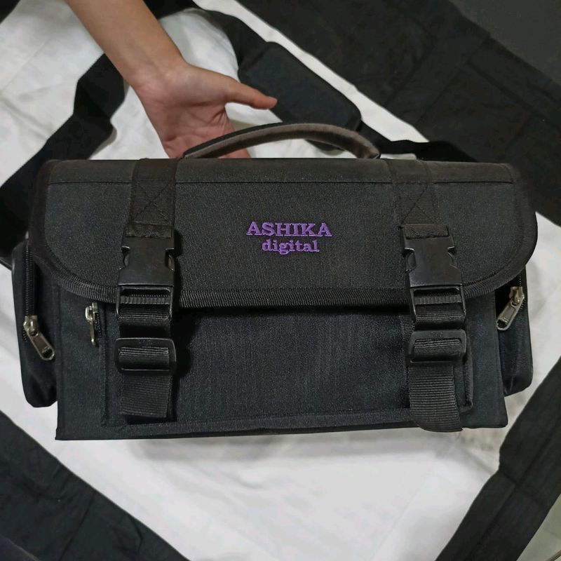 Professional DSLR/SLR Camera Bag Black Colour