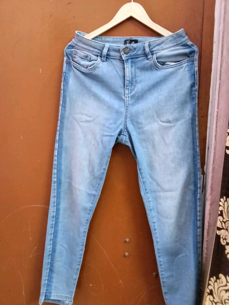 DNMX women&#39;s Jeans (Not Used)