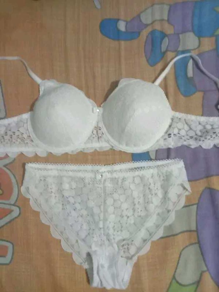 White Lace Bra Set