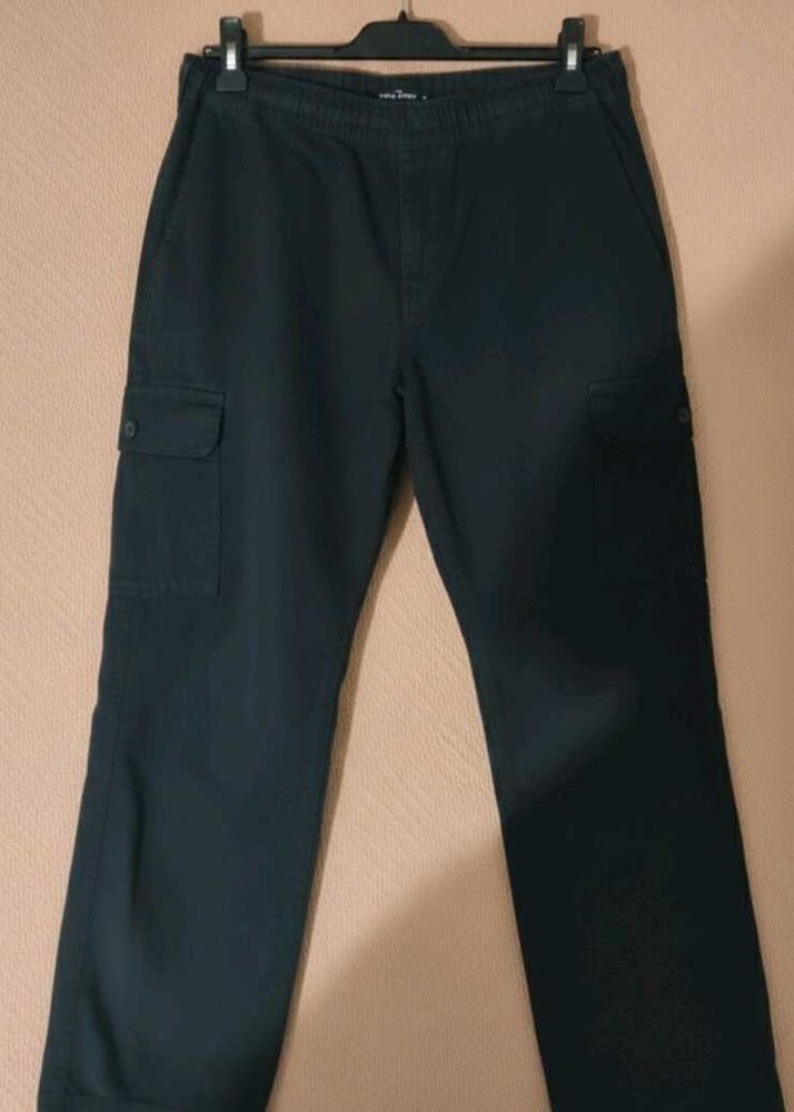 highlander Black Cargo Pants