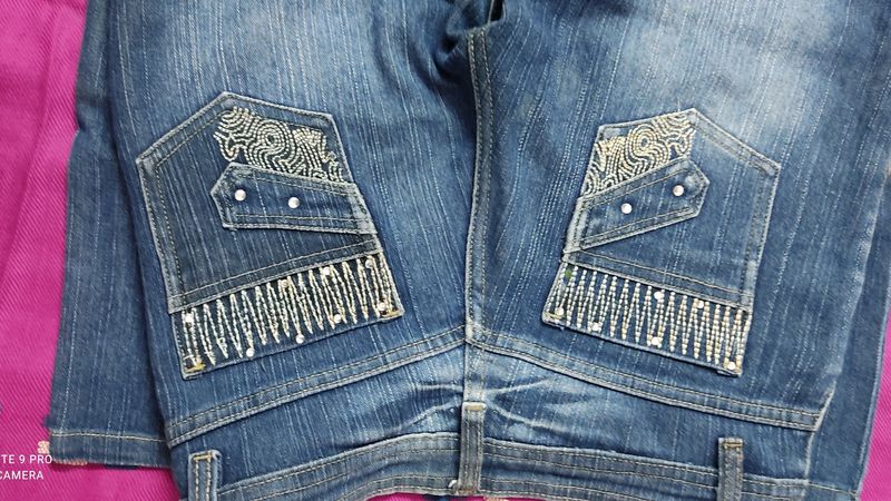 Jeans/Denims