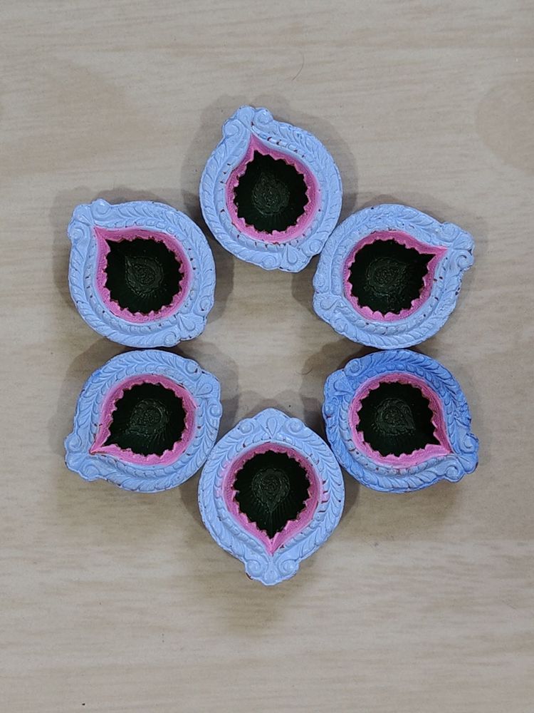 Set of 6 Decorative Diyas