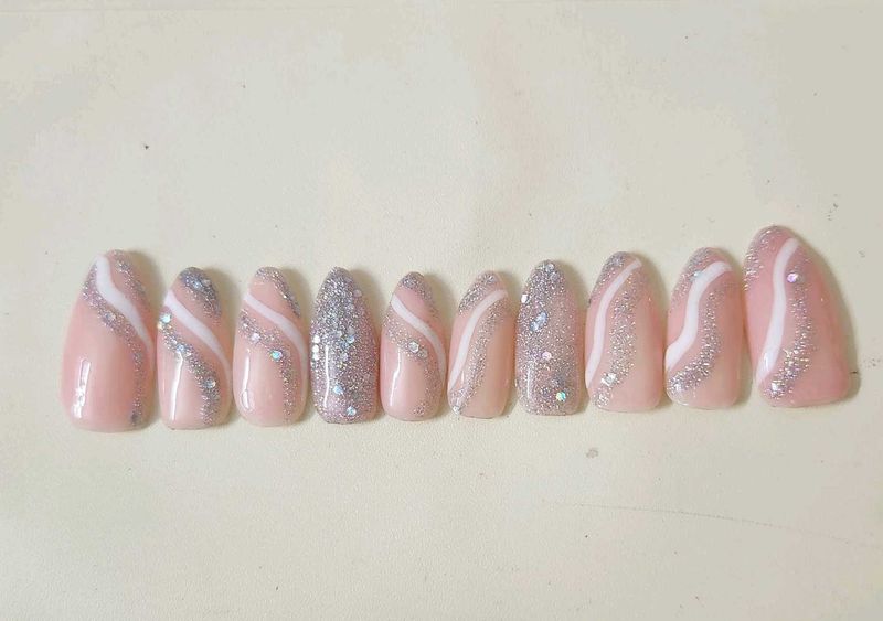 French Nails