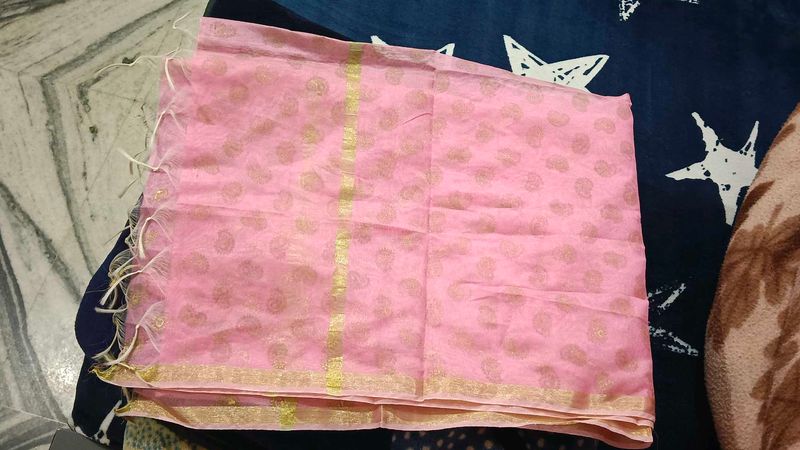 Baby Pink And Golden Dupatta