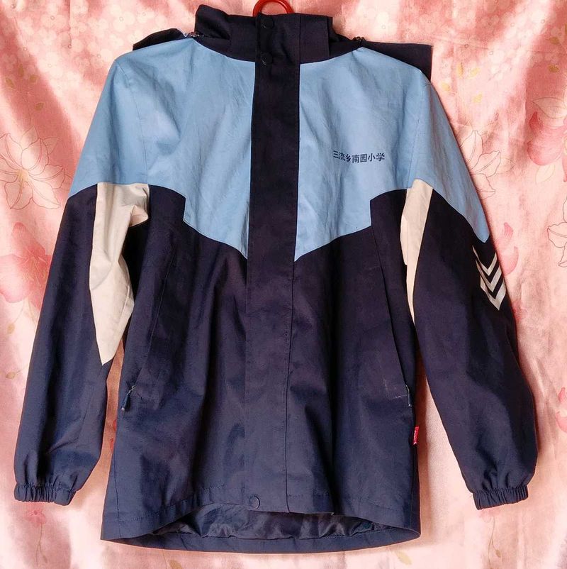 Stylish Two-Tone Jacket