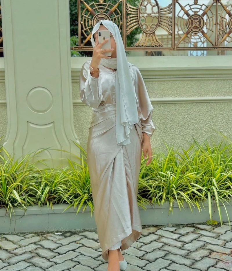 Elegant Ethnic Gown