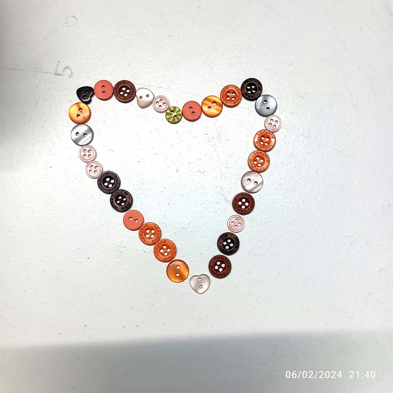 Buttons Pack Of 1 (50 In Count)