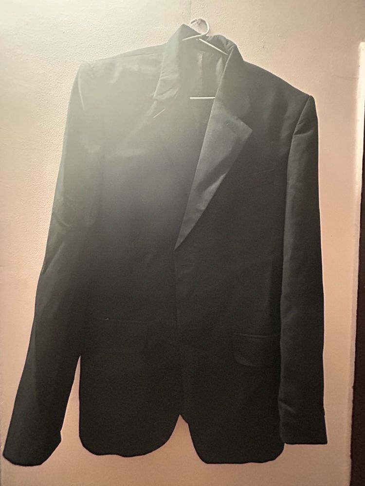 Men&#39;s Black Blazer