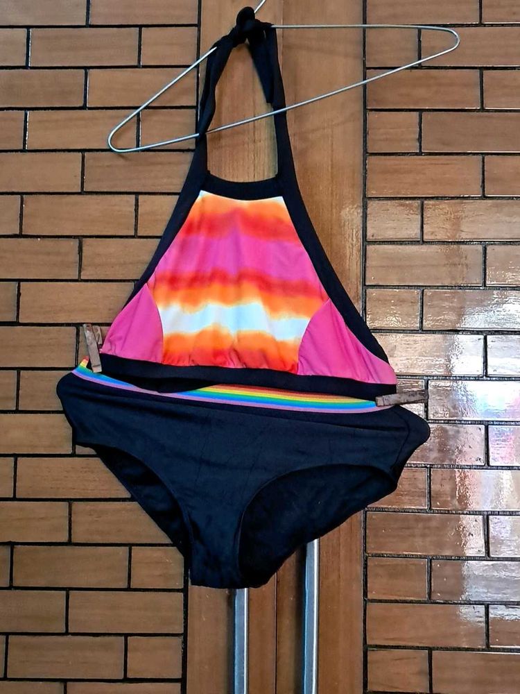 Combo Of Four Imported Fabric Bra N Panty