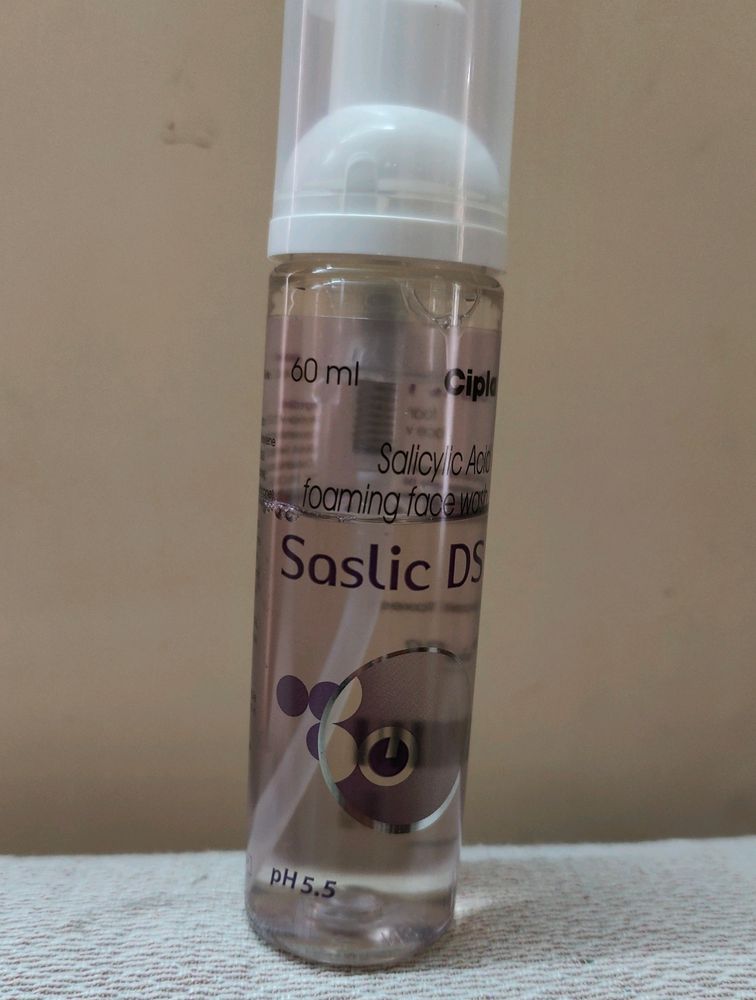 Cipla Saslic DS Foaming face Wash
