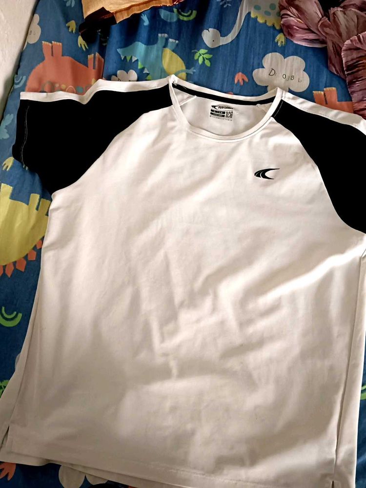 Sport T-shirt - Black and White