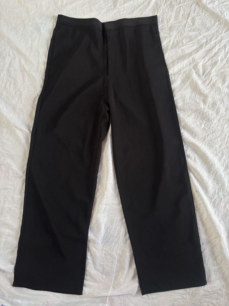 🙀😎Asthetic Black Trouser