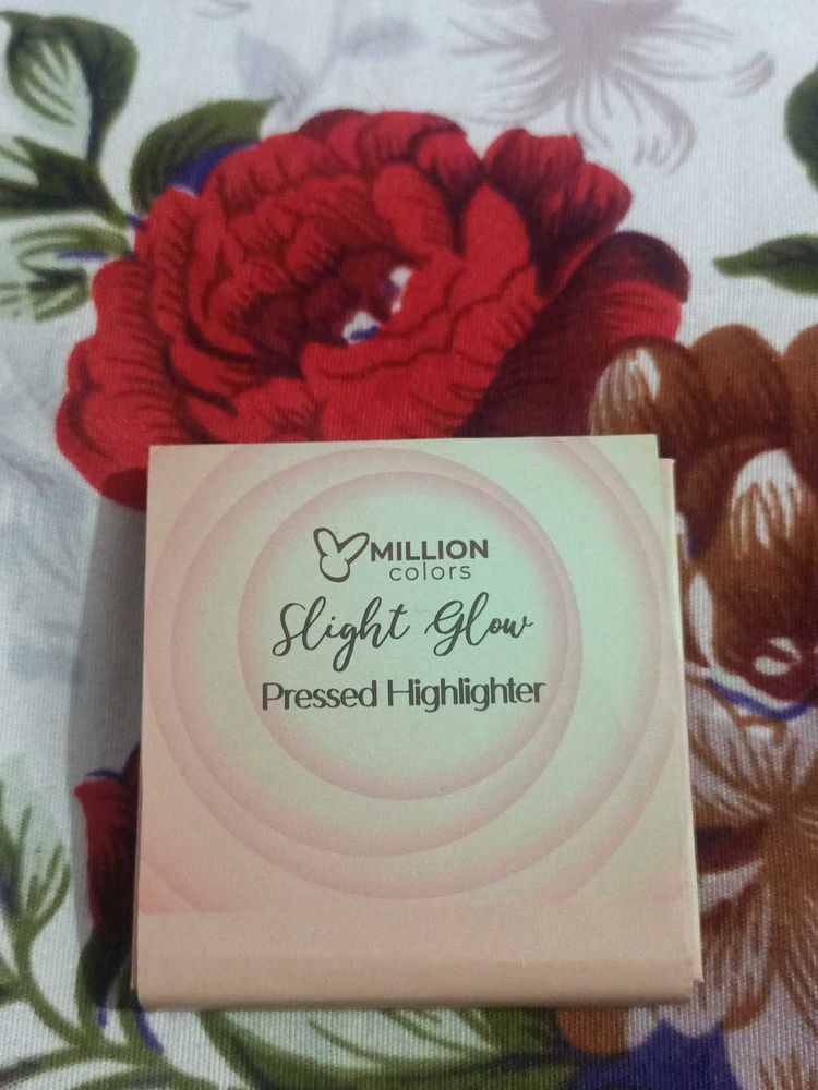 Million Colors Slight Glow Highlighter