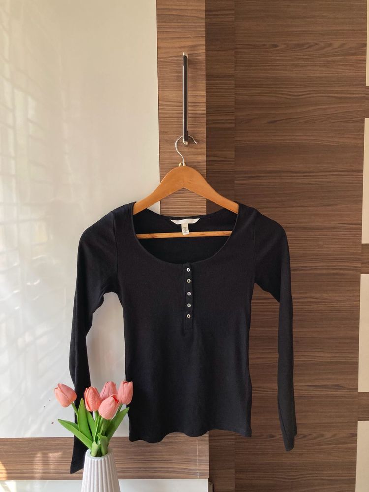 H&amp;M Ribbed Henley Top