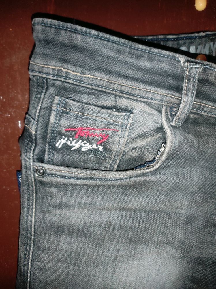 Tommy Hilfiger Jeans For Men.