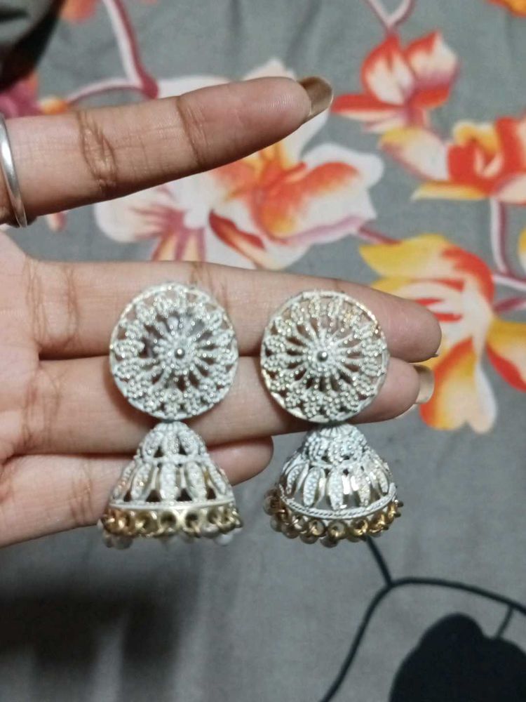 earings