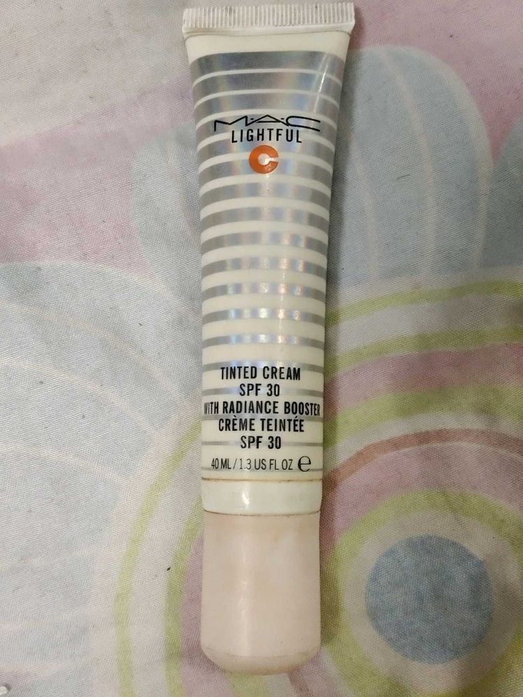 MAC Lightful Tinted Cream