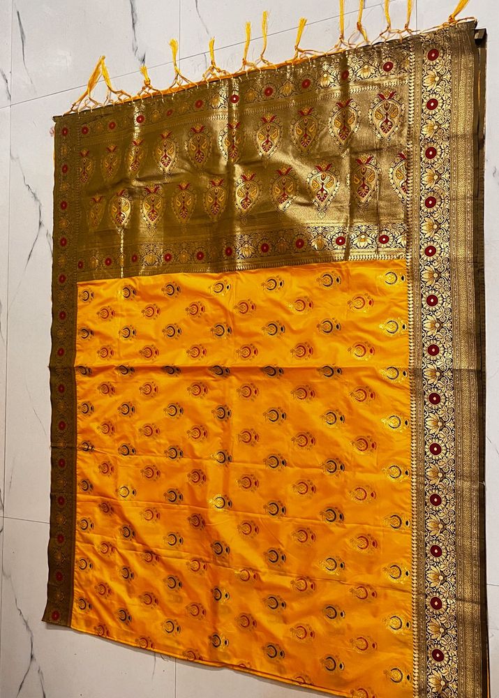 Elegant Ethnic Saree