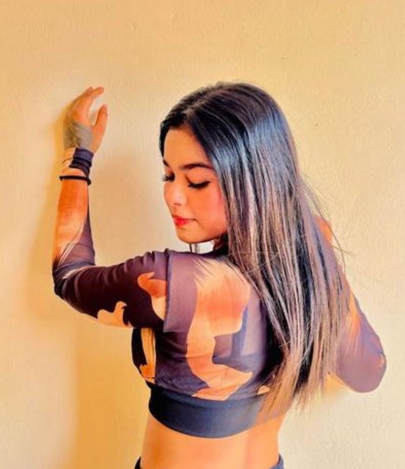 Stylish Patterned Long Sleeve Top