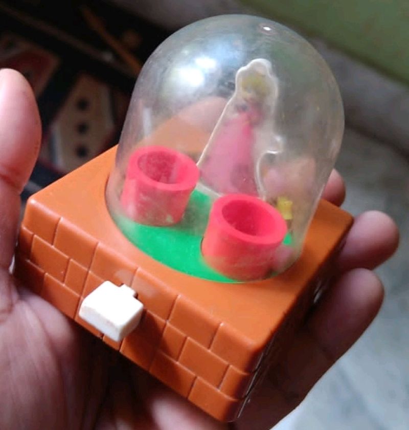 McDonald&#39;s Happy Meal Toy