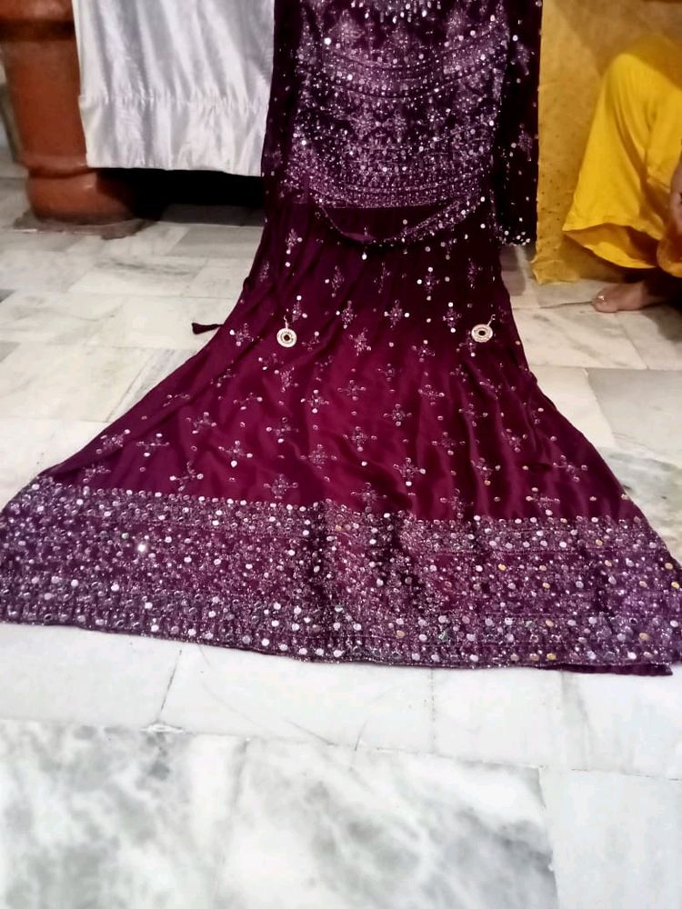 Beautiful Heavy Mirror Work Nayera Cut Kirti With Dupatta &amp; Belt