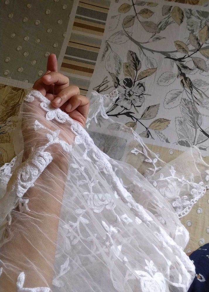 White Dupatta
