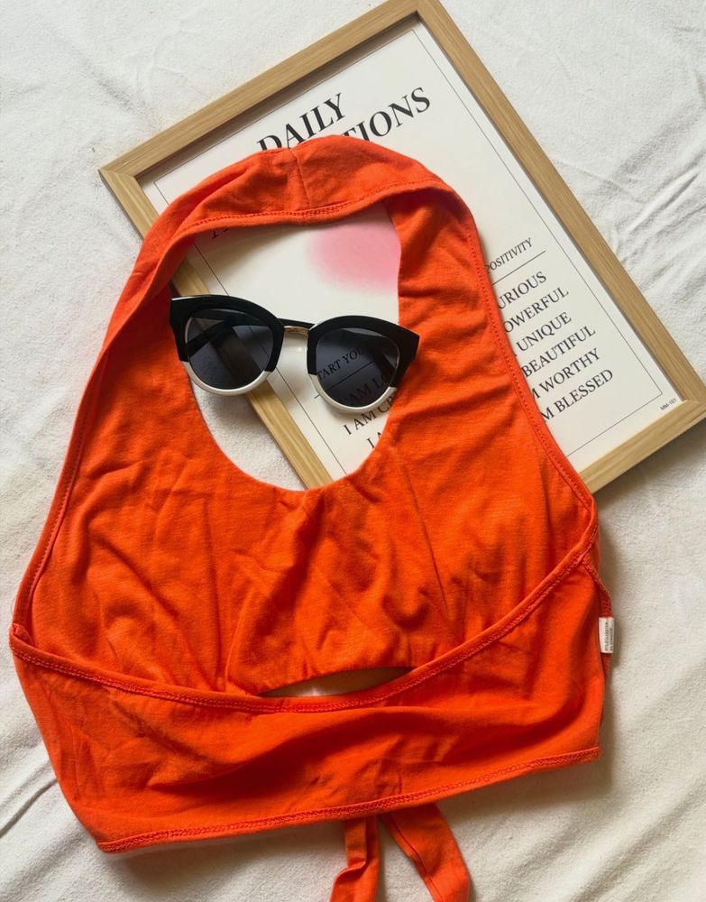 Chic One-Shoulder Top